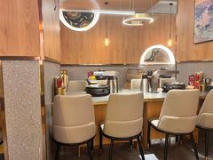 大堂-围炉肉舍•炭烤活鳗•丹东海鲜烤肉(步行街店)