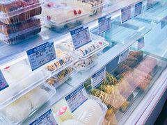 -白玉兰食品(中山公园龙之梦店)