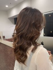 -SWANK SALON
