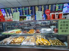 -护国寺小吃店(红莲南路店)