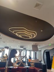-TOP HAIR SALON