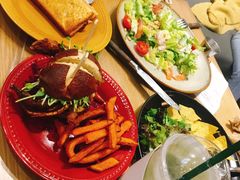 -HELLO 27 意面·沙拉·帕尼尼