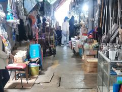 -利津路小商品批发市场