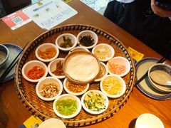 -包整·丝娃娃(一览甲秀楼风景店)