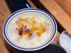 -云阿蛮云南生烫牛肉米线(奉贤路店)