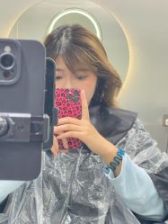-Tloml salon
