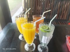 -侯臣咖啡文化村