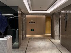 -上海宝华万豪酒店