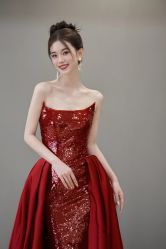 -LOVINA洛维娜婚纱礼服