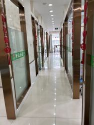 -苗医生专业祛痘·皮肤管理