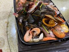 -鹏城人家海鲜酒家·23年老字号(较场尾店)
