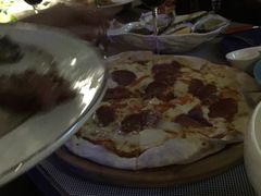 -32 pizza