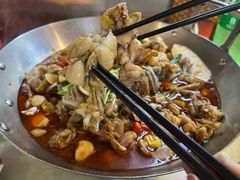 -昱龙大盆牛蛙馆(三兴街总店)