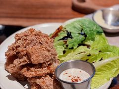 胡椒香酥鸡配黑醋罗马生菜-幸邻食堂