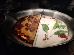 双拼鸳鸯锅-湊湊火锅·茶憩(上海合生汇店)