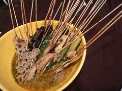 酸菜锅底串串香-三个大叔东北烧烤·砂锅菜(西三旗店)