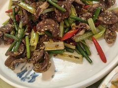 -鑫渔港海鲜本地菜·山海关浑锅(东戴河店)