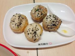 -小杨生煎(金山百联购物中心3楼店)