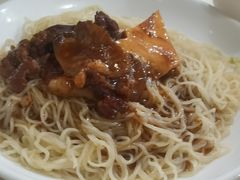 牛腩捞面-玲又珑美食(盘福路店)