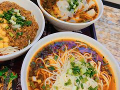 -秦云老太婆摊摊面(园博园店)