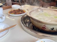 -土连锅·现熬养生汤锅(梁家巷店)
