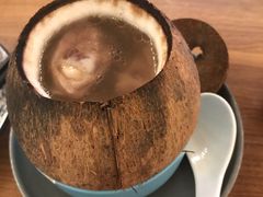 原汁椰子鸡炖老鸡-先记烧鹅王·本地粤菜(福永店)