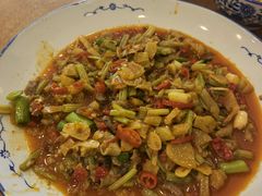 -石磨豆花家常菜·牦牛排土火锅