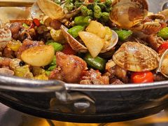 霸王尖辣椒蛤蜊鸡-渔语鱼新川菜Bistro(万象天地店)