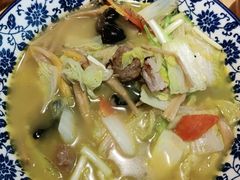 老陕烩三鲜-小六汤包·老字号·中华名小吃(公园南路店)