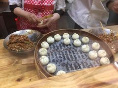 老面土猪肉包-凤起龙游老面包子(凯德晶品店)