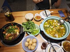 -重庆鸡公煲·青锅花椒鱼(牡丹江路店)