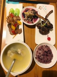 点击看大图 -和伊母婴护理中心·全套房(金山店)