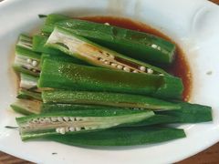 -安诚居干锅鸭头(八角店)