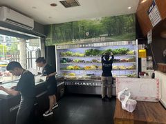 -万记麻辣烫国展总店
