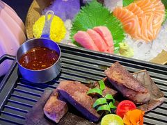 -蟹犇前•帝王蟹雪蟹(陆家嘴店)