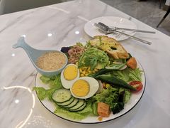 牛油果吞拿鱼沙拉-丽莎沙拉轻食餐厅(国贸店)