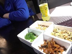 免费送的菜菜-HIHE Bistro·Oyster Bar(华熙live店)