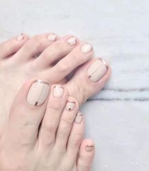 -悦指间美甲美睫
