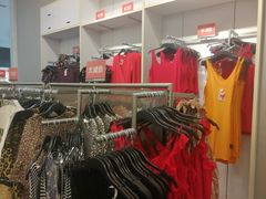 -H&M(鹏欣水游城店)