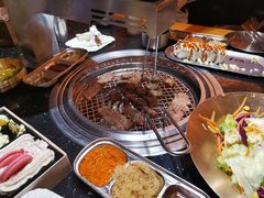 -韩烧牛中牛·甄选黑牛烤肉(黑金店)