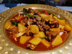 新疆大盘鸡-清真·卡德尔大叔新疆主题餐厅(龙汇路店)
