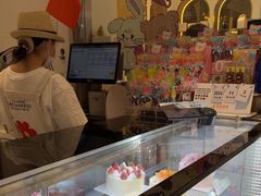 -花花卷卷·鲜食蛋糕(静安久光百货店)