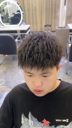 -摩度造型·烫发染发接发