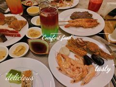 -东方红海鲜百汇(国际大厦店)