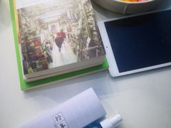 -提一眼镜·蔡司·依视路(小寨店)