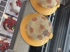 -花花卷卷·鲜食蛋糕(静安久光百货店)