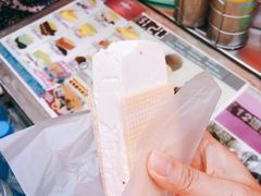 -詹爷爷乌节路街头冰淇淋
