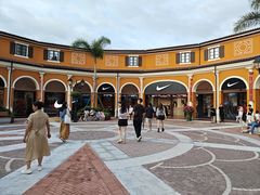 -佛罗伦萨小镇广佛名品奥特莱斯(疏港路店)