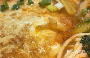 Tomato Soup Fried Egg Noodles