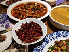 自贡鲜锅兔-别院里音乐餐酒吧(双流航空港店)